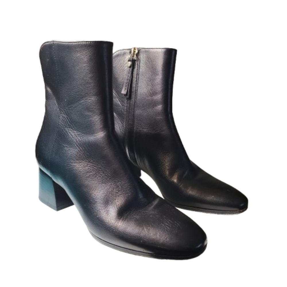 M. Gemi The Corsa Black Leather Ankle Boots Low Block Heel Almond Toe Size 5